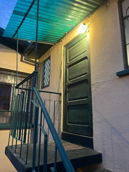 Todo Equipado Centrico Y En Zona Residencial * La Paz